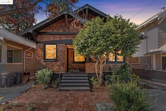 6127 Hillegass Ave, Oakland, CA 94618