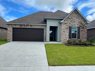 321 Mulholland Ln, Duson, LA 70529