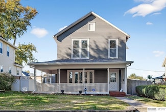 2110 S 33rd St, Omaha, NE 68105