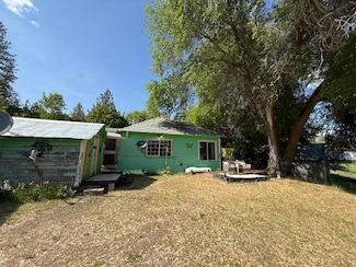 5986 Washington 25, Fruitland, WA 99129