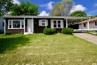 109 N 19th St, Pekin, IL 61554