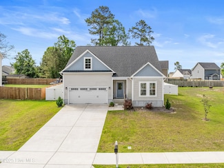 151 Broadleaf Dr, Jacksonville, NC 28546