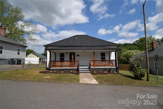 62 Fourth St, Cramerton, NC 28032