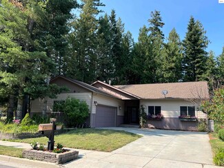 620 Jenny Ln, Sandpoint, ID 83864