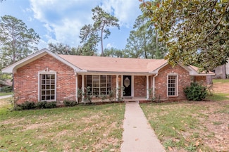 1701 25th St, Huntsville, TX 77340