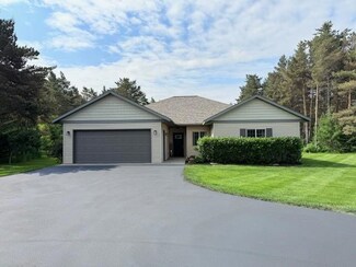 4648 Scotchpine Ct NW, Bemidji, MN 56601