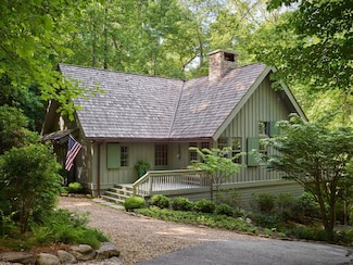 29 Painted Trillium Ln, Cashiers, NC 28717