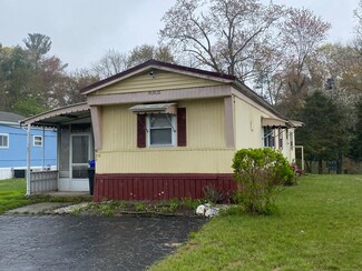50 Holly Rd, Taunton, MA 02780