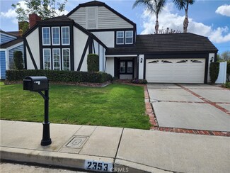 2353 Littleton Cir, Costa Mesa, CA 92626