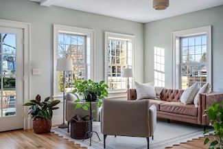 67 Park St Unit B, Florence, MA 01062