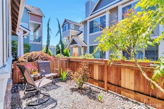 14522 15th Ave W Unit B, Lynnwood, WA 98087