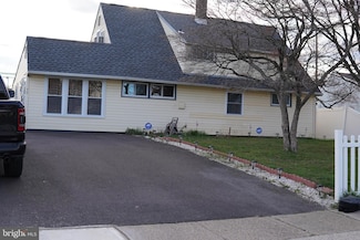 59 Granite Rd, Levittown, PA 19057