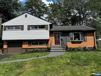 21 Valley Brook Dr, Emerson, NJ 07630