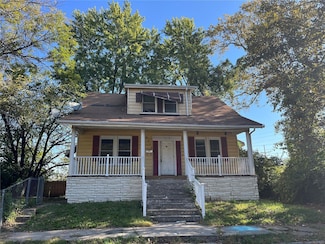 8116 Pelham Ave, Saint Louis, MO 63147