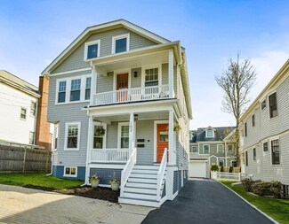 152 Pearl St Unit 2, Newton, MA 02458