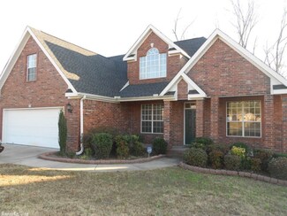 69 Legends Dr, Little Rock, AR 72210