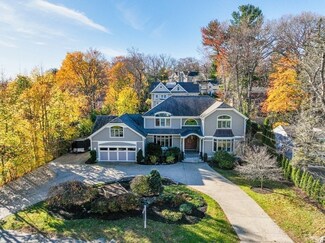 51 Gordon Rd, Waban, MA 02468