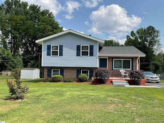 407 Old Farm Rd, Moore, SC 29369
