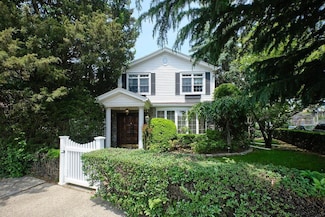 3043 Avenue Z, Brooklyn, NY 11235