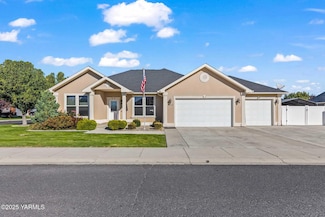 8705 Westbrook Ave, Yakima, WA 98908