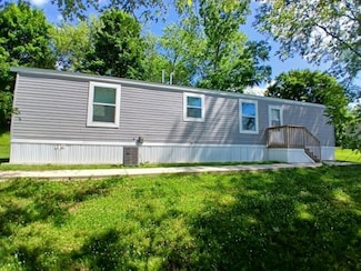 51 Belaire Dr Unit 258, Madison, WI 53713