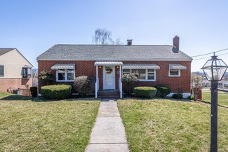 530 Hartman Dr, Harrisonburg, VA 22802