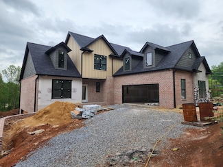 623 Landen Cir, Morristown, TN 37814