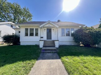 307 W Charles St, Champaign, IL 61820