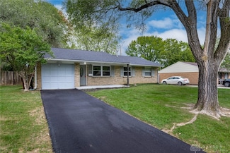 2137 Mardell Dr, Dayton, OH 45459