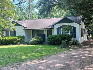 2306 Old Lane City Rd, Wharton, TX 77488