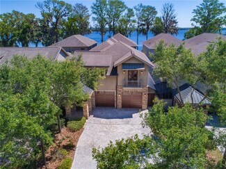 36 Burton Place, Tarpon Springs, FL 34688