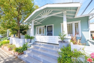 2213 Arizona Ave, Santa Monica, CA 90404