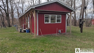 9788 E Main Rd, Ripley, NY 14775
