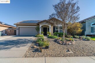 359 Eagle Dr, Ione, CA 95640