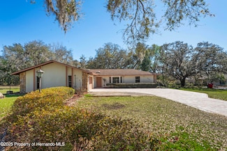 5744 E Jasmine Ln, Inverness, FL 34453