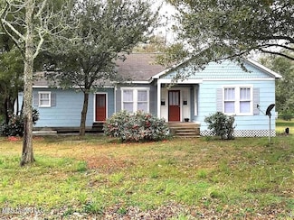 108 N Burke Ave, Long Beach, MS 39560