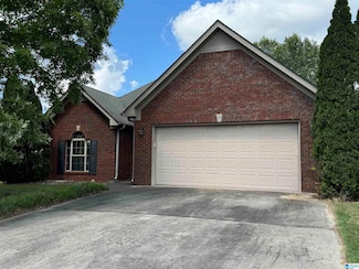 125 Hastings Ln, Maylene, AL 35114