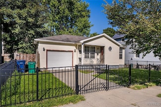 90 Alexander Place, Buffalo, NY 14208