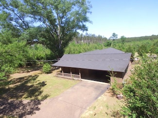 3276 Claude Smith Rd, Magnolia, MS 39652