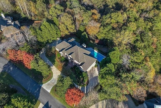 7713 Kenmore Place, Vestavia, AL 35242