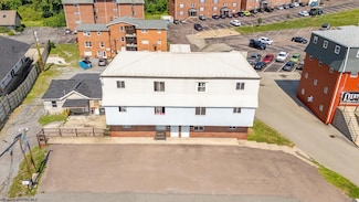 1215 Pineview Dr, Morgantown, WV 26505