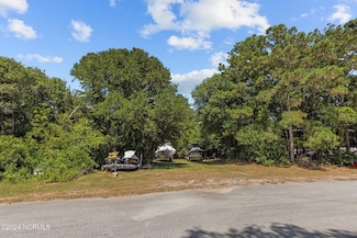 110 Sandpiper Ct, Atlantic Beach, NC 28512