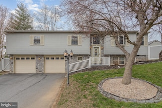 19 Rosewood Dr, Lancaster, PA 17603