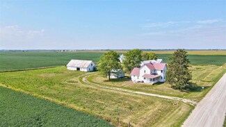 3305 240th St, Ainsworth, IA 52201