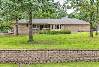 8553 Stoner Ln, Rogers, AR 72756