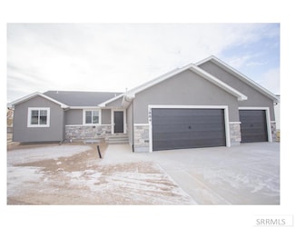 3884 E Hemlock Ln, Rigby, ID 83442