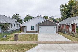1005 N 16th St, Fort Smith, AR 72901