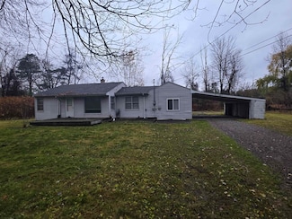 1904 W Shepherd Rd, Midland, MI 48642