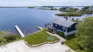 26 Gull Rd, South Kingstown, RI 02879