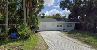 915 Alderman St, Fort Myers, FL 33916